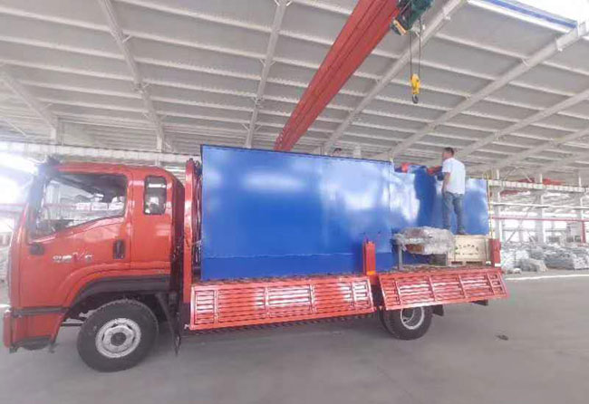 污水設備吊裝完成